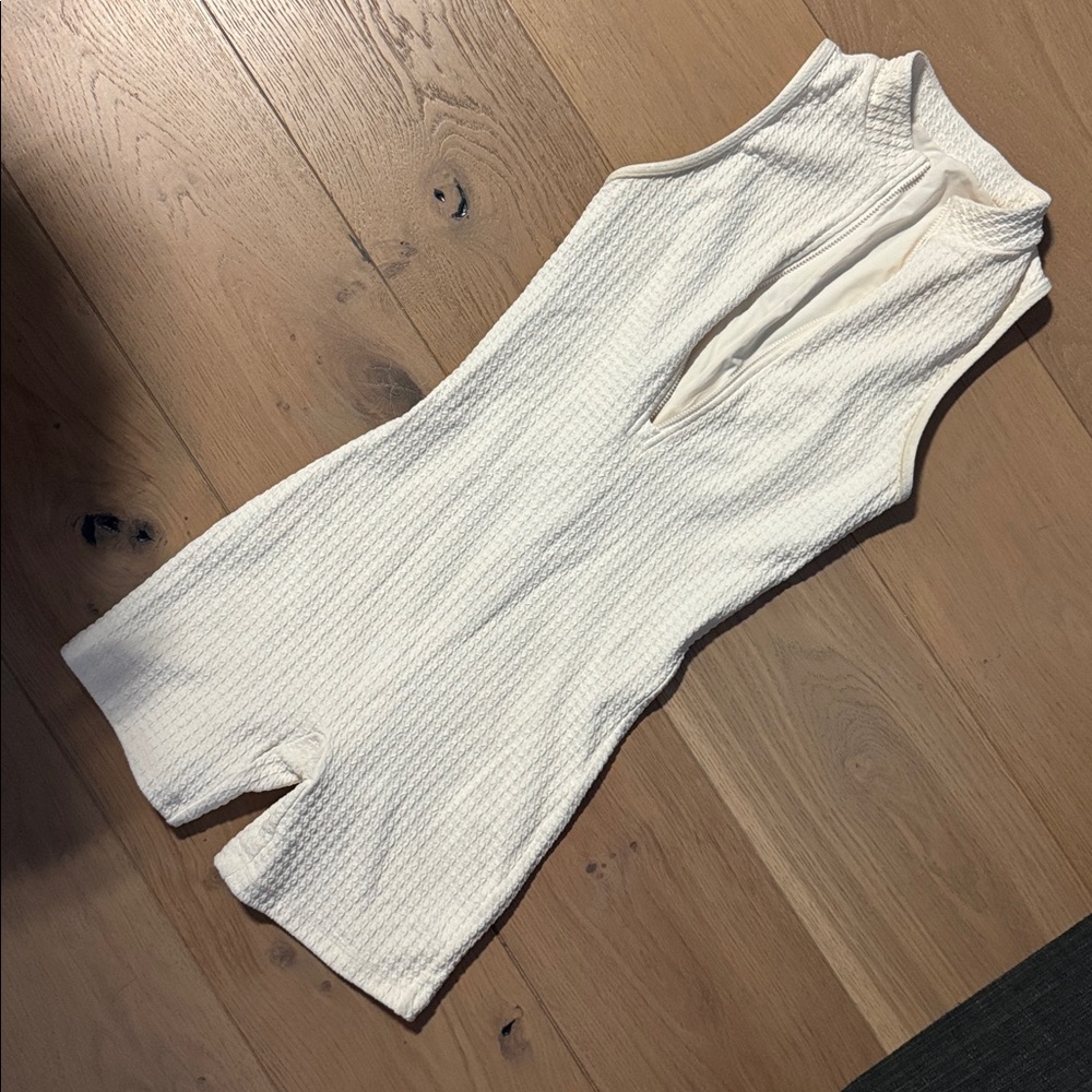 Devon Windsor one piece Stevie romper - Picture 8 of 13